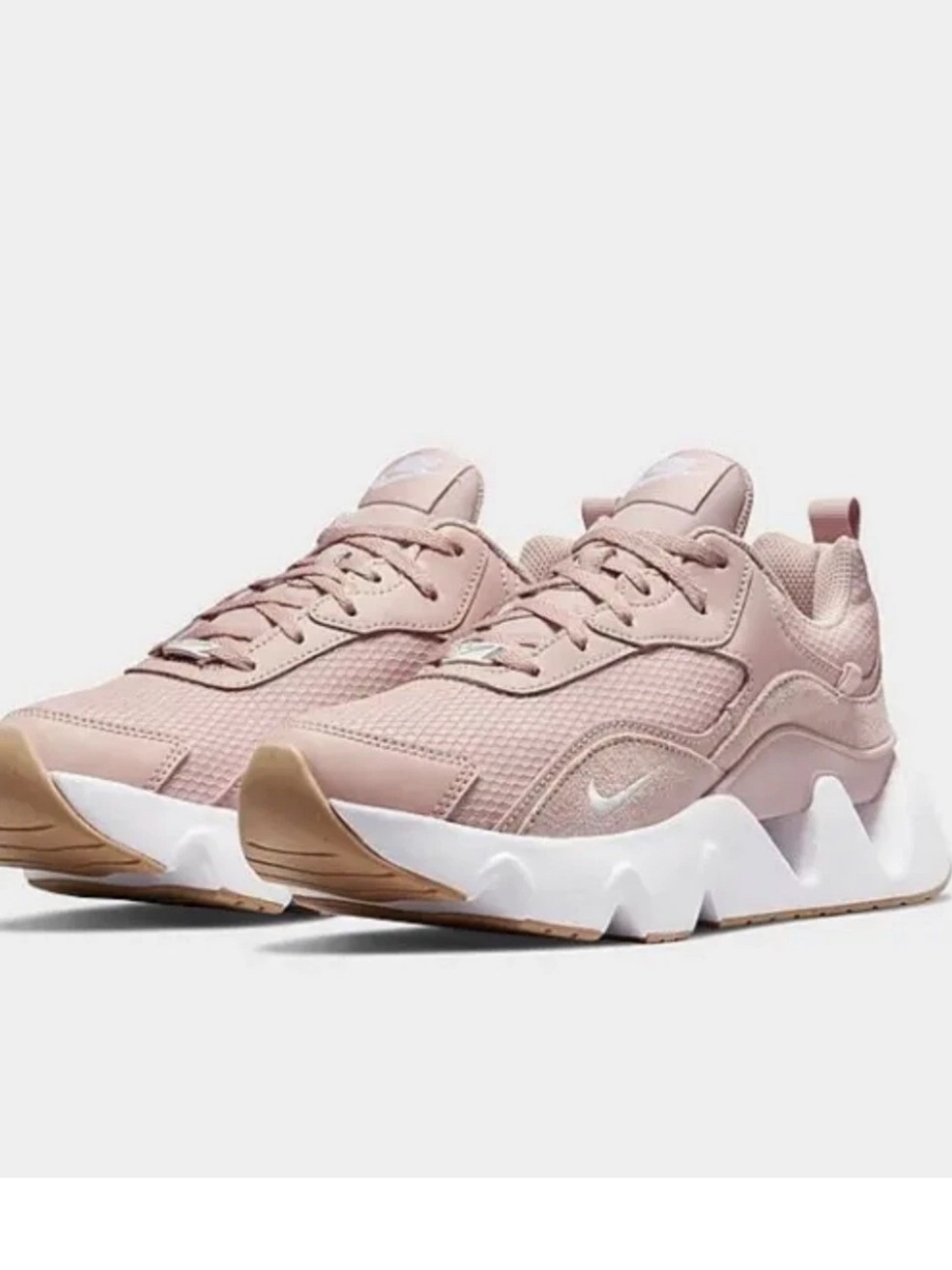 Nike RYZ 365 Nikes size 6